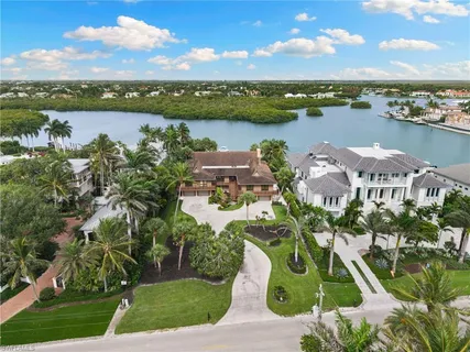 $14,900,000 | 3695 Gordon Drive, Naples, FL 34102