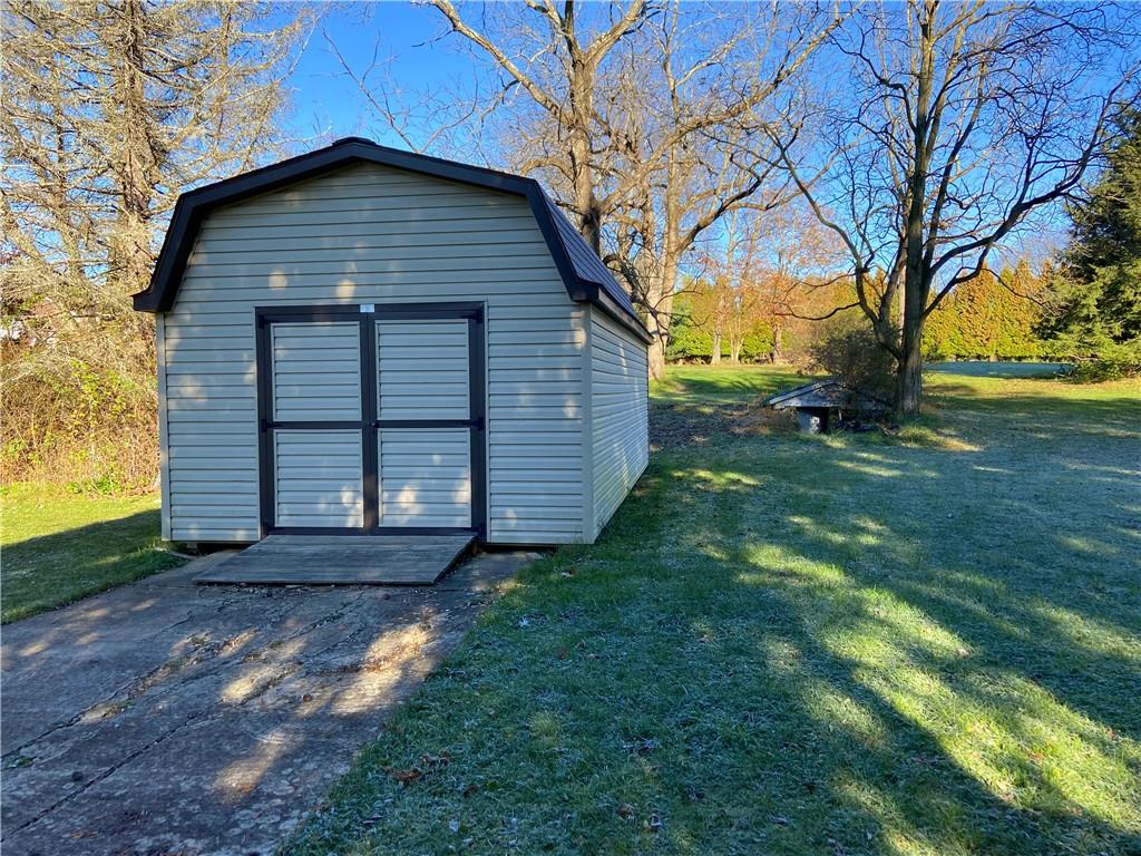 3028 Oneida Valley Road Hilliards, PA 16040 - Photo 4 of 25 Gallery Image 4