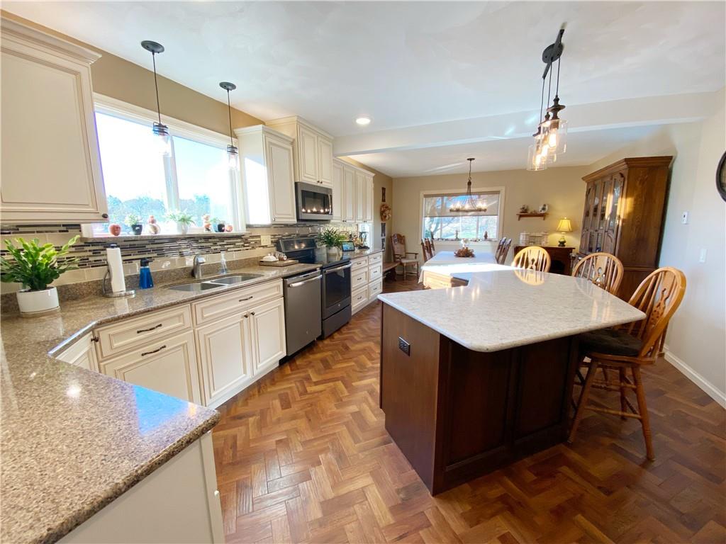 3028 Oneida Valley Road Hilliards, PA 16040 - Photo 7 of 25 Gallery Image 7