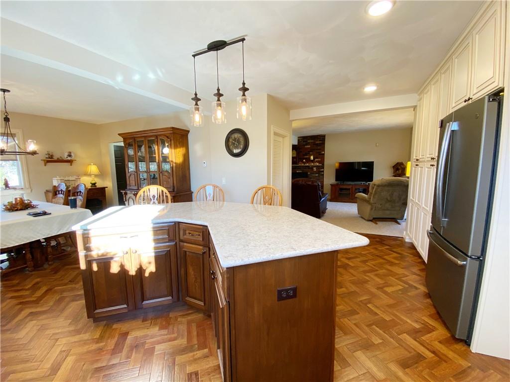 3028 Oneida Valley Road Hilliards, PA 16040 - Photo 8 of 25 Gallery Image 8