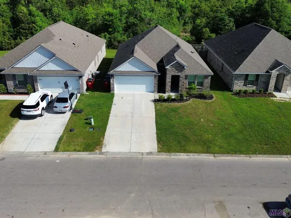 $265,000 | 8311 Rosemary Avenue, Denham Springs, LA 70726