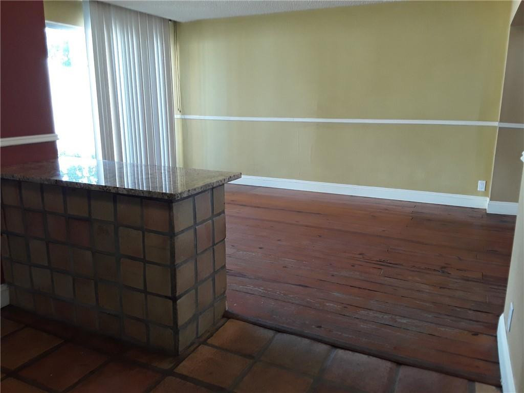 801 North Park Road Hollywood, FL 33021 - Photo 8 of 12 Florida room