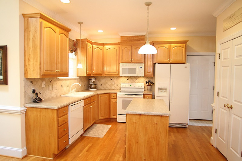 6725 Hammersmith Drive Raleigh, NC 27613 - Photo 5 of 17 Photo 5