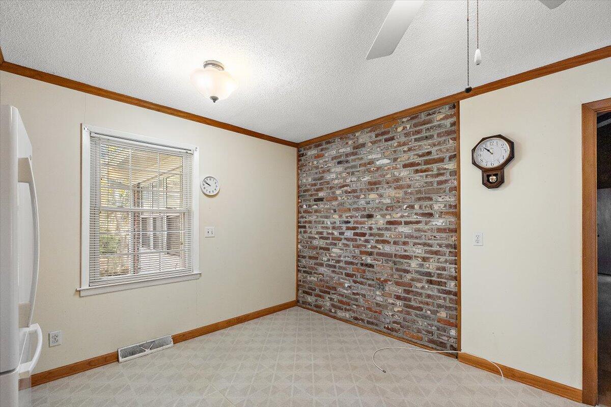 109 Hampton Avenue Goose Creek, SC 29445 - Photo 14 of 34 Eat-in kitchen