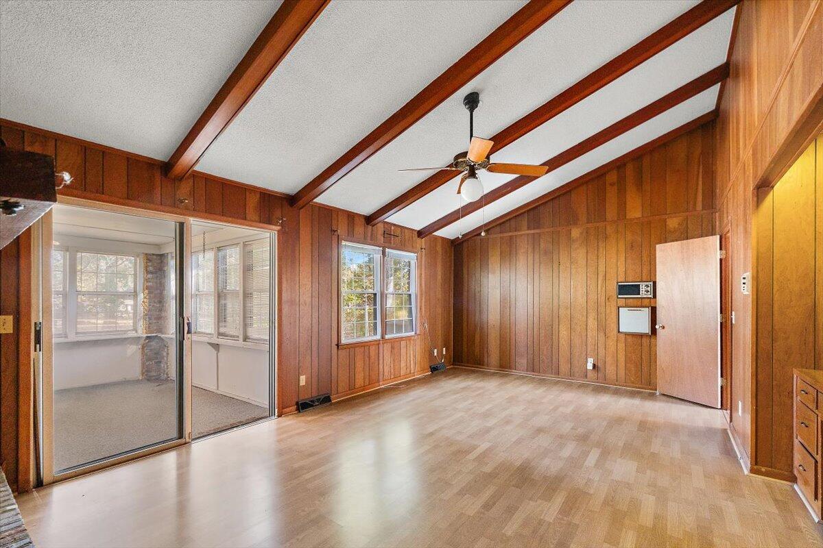 109 Hampton Avenue Goose Creek, SC 29445 - Photo 18 of 34 Family room
