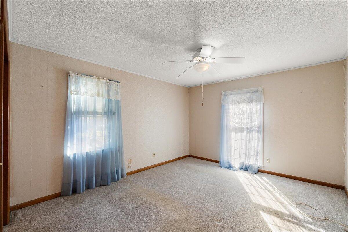 109 Hampton Avenue Goose Creek, SC 29445 - Photo 27 of 34 Primary bedroom