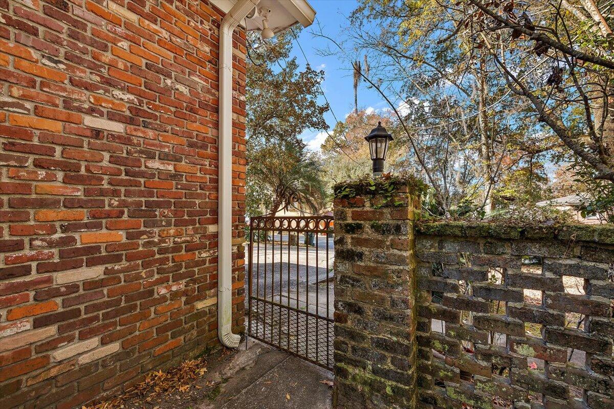 109 Hampton Avenue Goose Creek, SC 29445 - Photo 31 of 34 Side of home