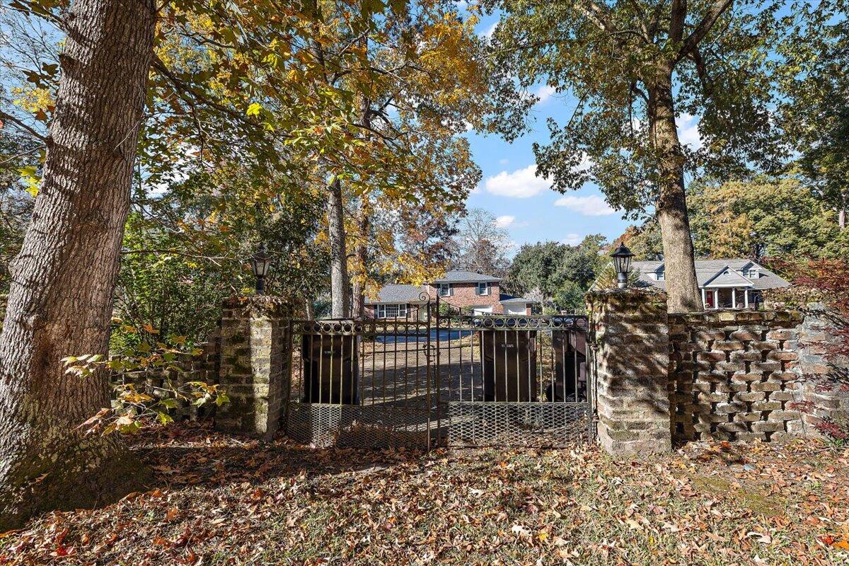 109 Hampton Avenue Goose Creek, SC 29445 - Photo 32 of 34 Back yard
