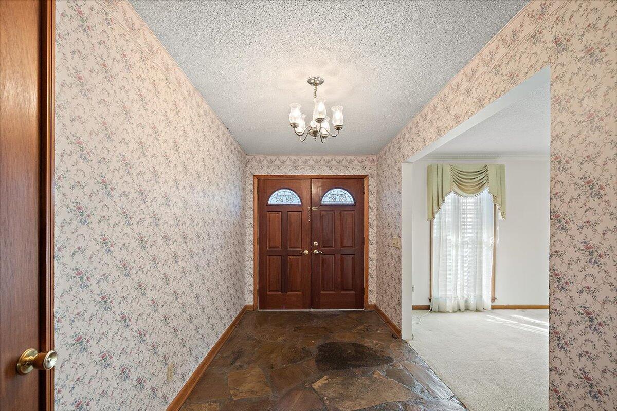 109 Hampton Avenue Goose Creek, SC 29445 - Photo 6 of 34 Entry foyer