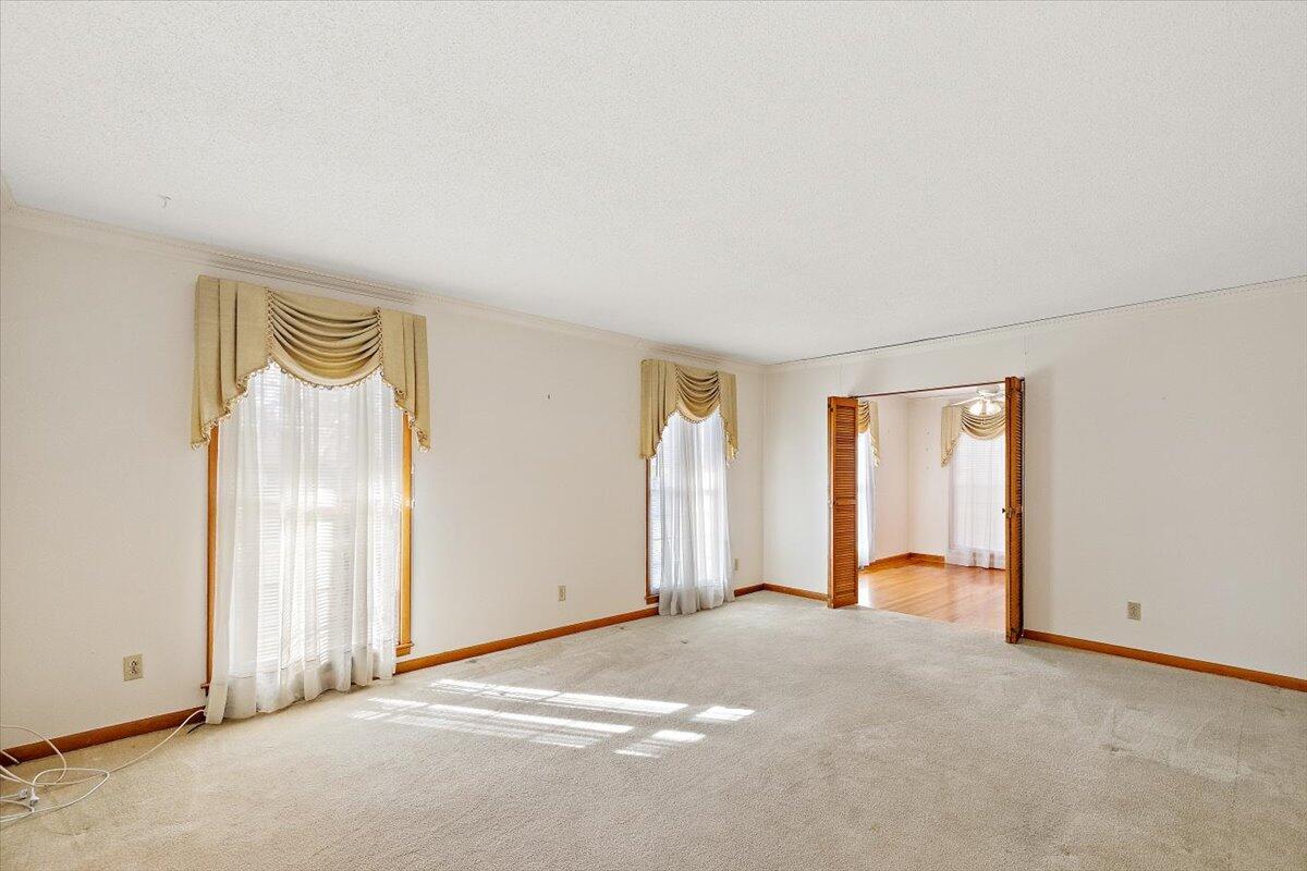 109 Hampton Avenue Goose Creek, SC 29445 - Photo 8 of 34 Sitting room