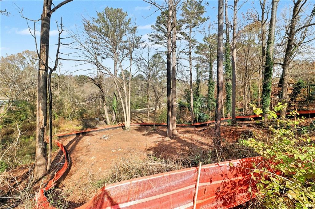 2780 Delcourt Drive Decatur, GA 30033 - Photo 9 of 21