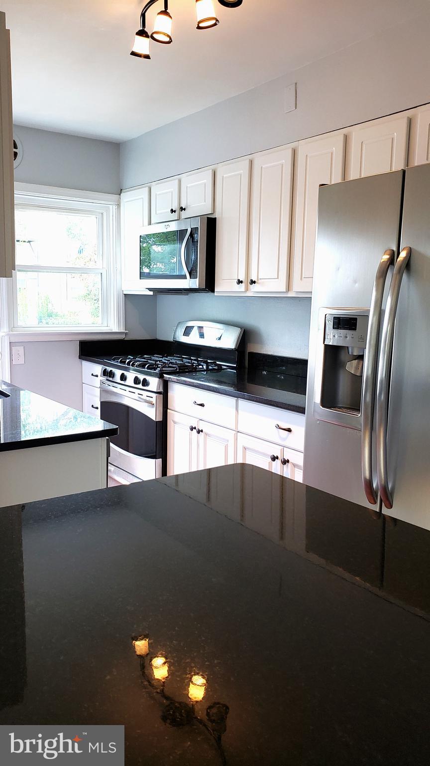 600 Braeside Road Baltimore, MD 21229 - Photo 10 of 32 KITCHEN