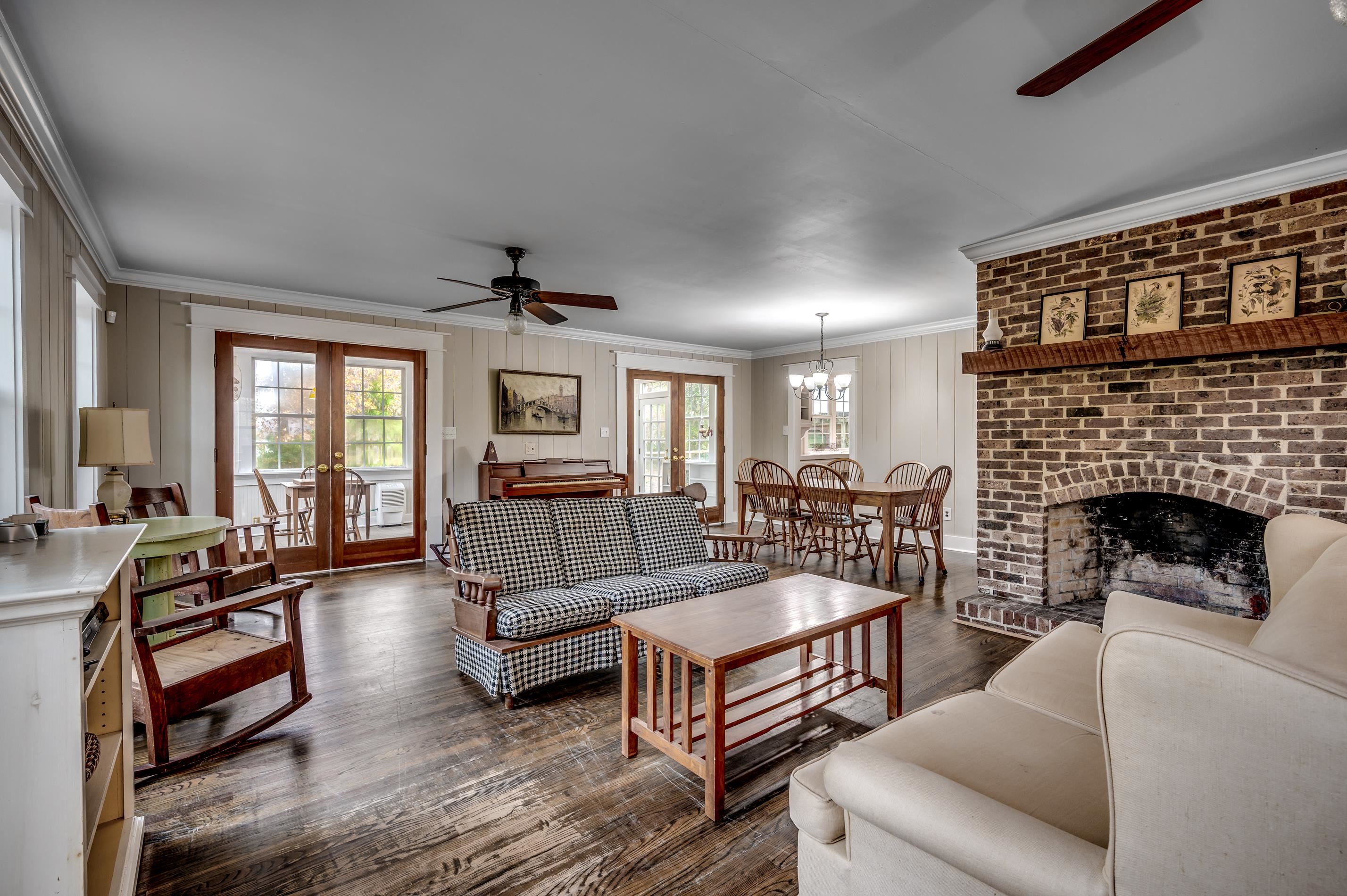 11214 Lee Circle Murrells Inlet, SC 29576 - Photo 3 of 39