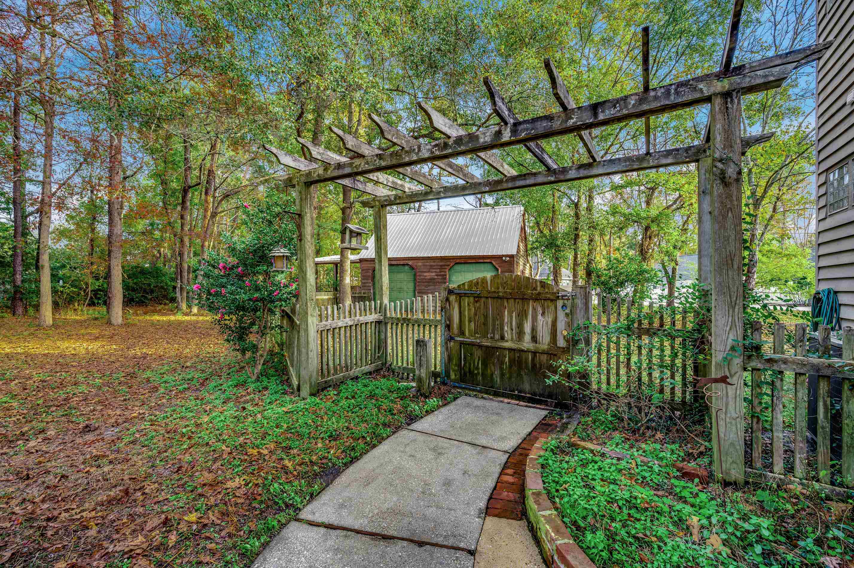 11214 Lee Circle Murrells Inlet, SC 29576 - Photo 38 of 39