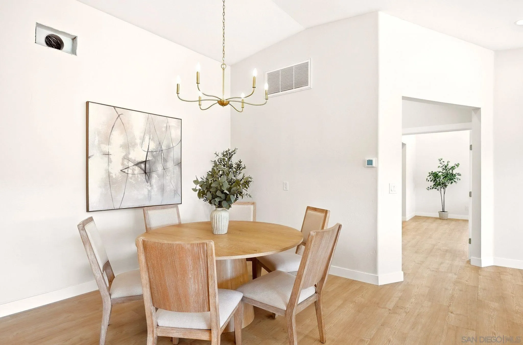 2073 Willow Glen Road Fallbrook, CA 92028 - Photo 9 of 51 Gallery Image 9