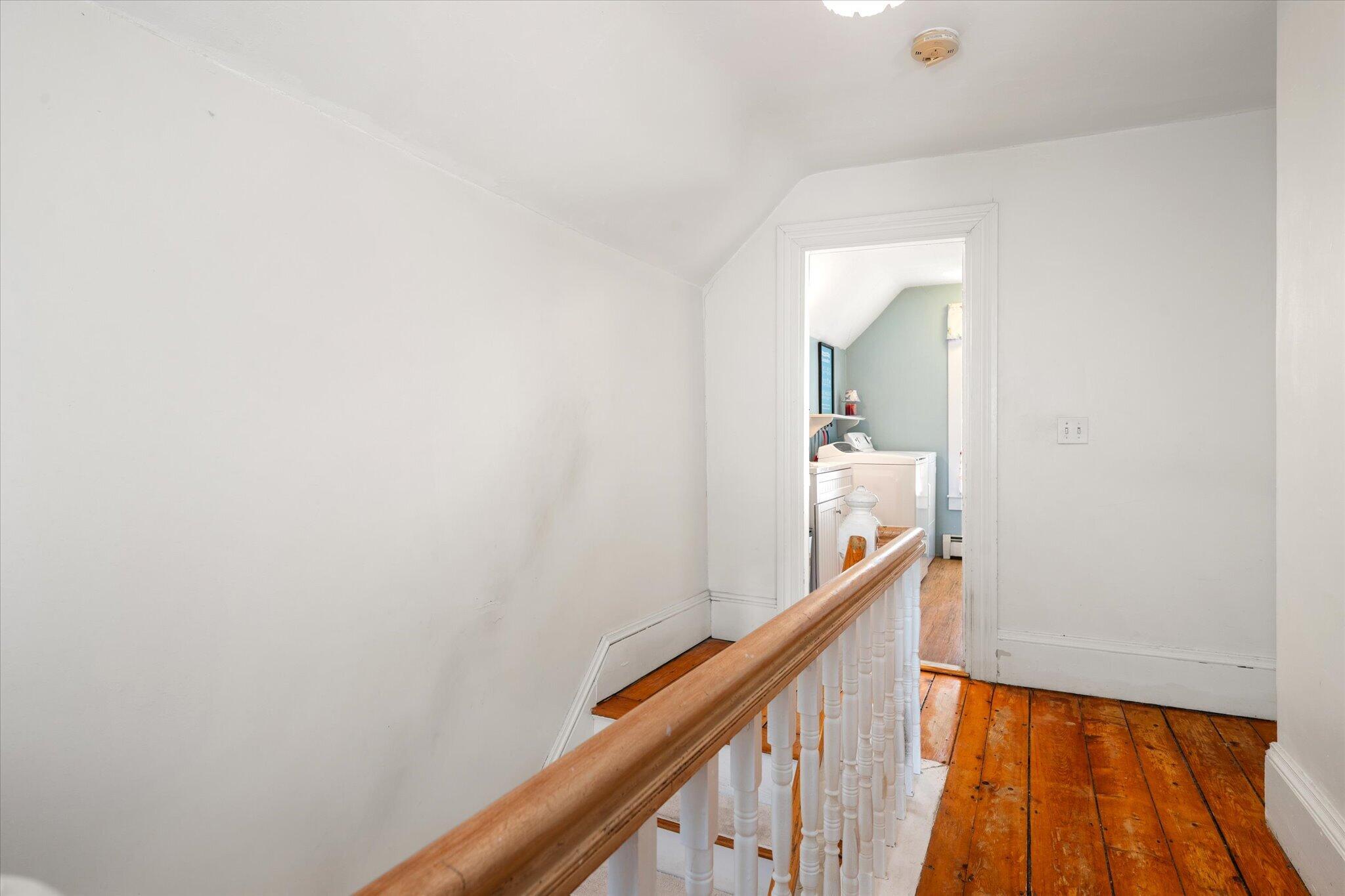 342 Grove Street Bangor, ME 04401 - Photo 24 of 35 25-2nd Floor Hall