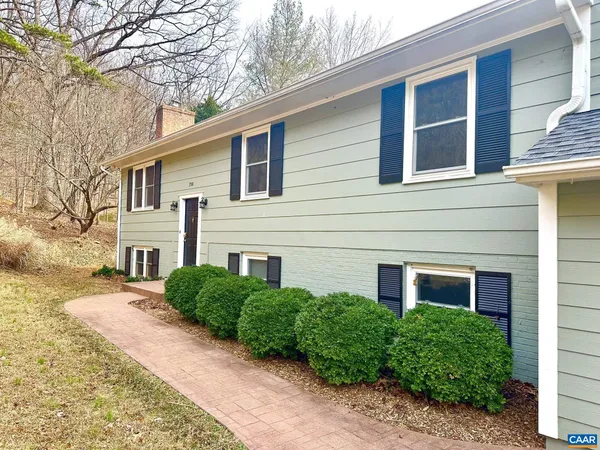 $3,950 | 3501 Glenaire Drive, Charlottesville, VA 22901