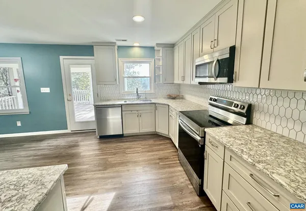 $3,950 | 3501 Glenaire Drive, Charlottesville, VA 22901