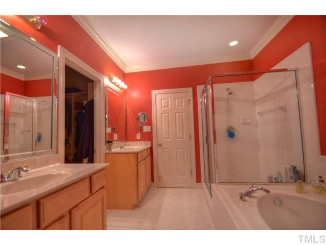 7415 Fontana Ridge Lane Raleigh, NC 27613 - Photo 13 of 17 Photo 13