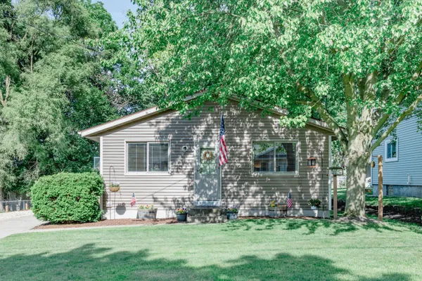 $315,000 | 1012 Calvary Avenue Northwest, Grand Rapids, MI 49504