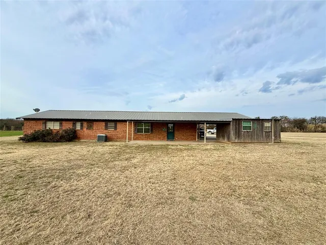 $1,100 | 2935 Cr 313 Dublin Tx 76446, Dublin, TX 76446
