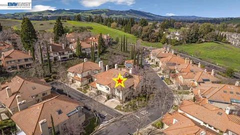 $1,049,000 | 711 Lakemont Place, Unit 4, San Ramon, CA 94582