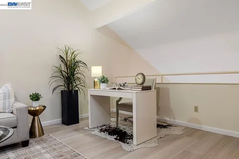 $1,049,000 | 711 Lakemont Place, Unit 4, San Ramon, CA 94582