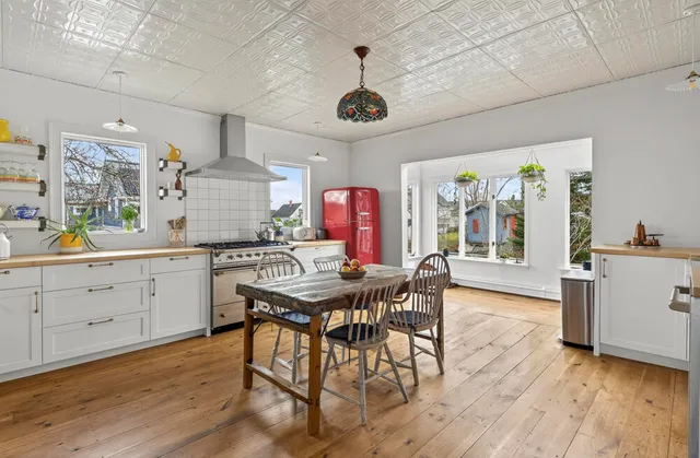 $750,000 | 38 Union Street, Belfast, ME 04915