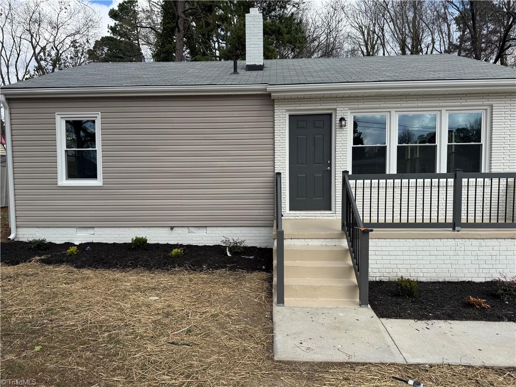 1402 Darden Street High Point, NC 27262 - Photo 2 of 10