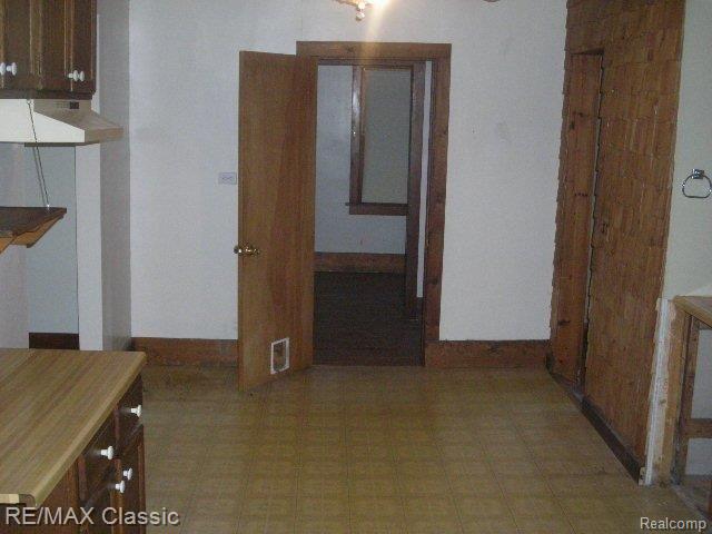 3760 Vivian Road Monroe, MI 48162 - Photo 4 of 8 DSCN4912