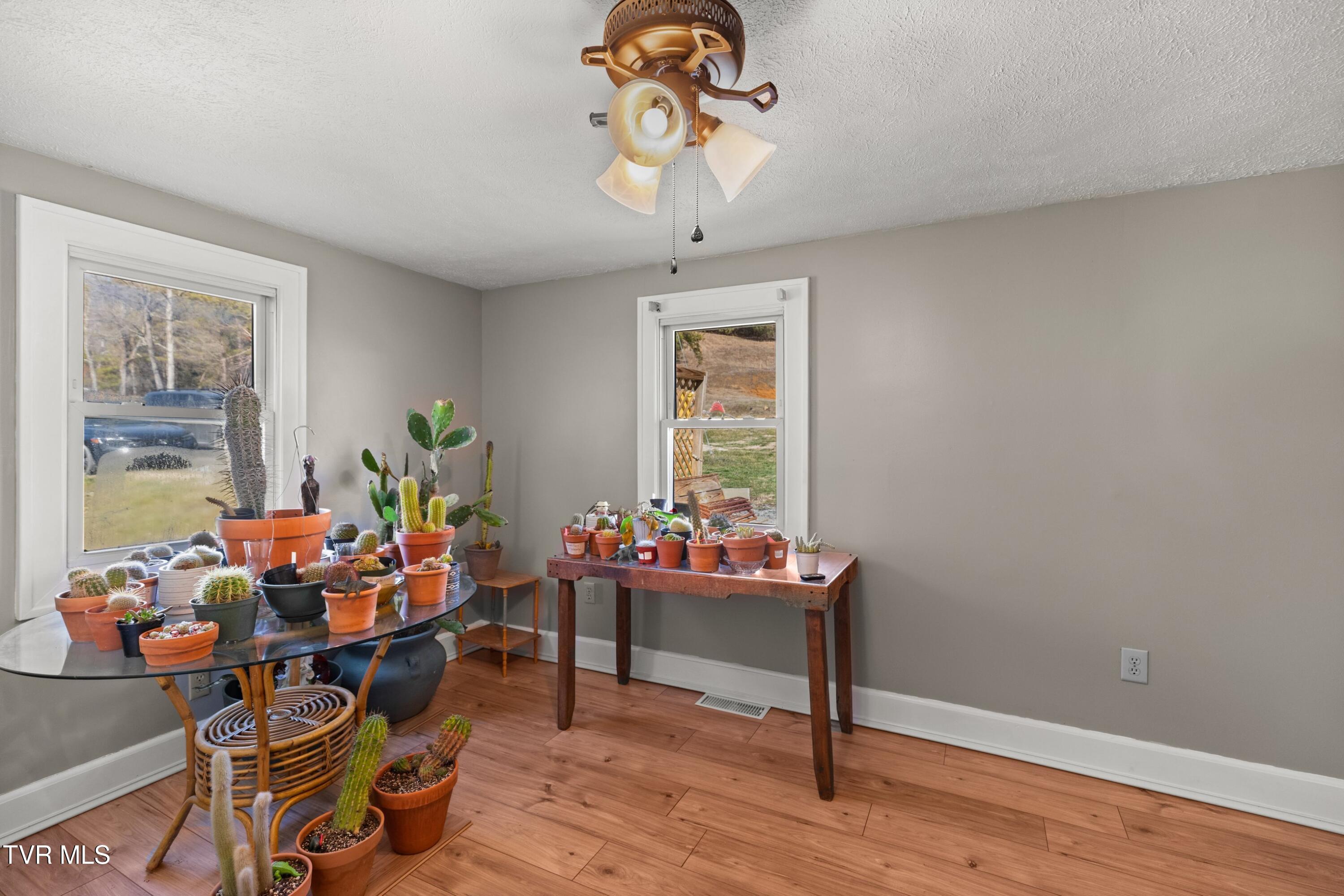 634 New Salem Road Rogersville, TN 37857 - Photo 11 of 48 007-634NewSalemRoad-Rogersville-TN-37857
