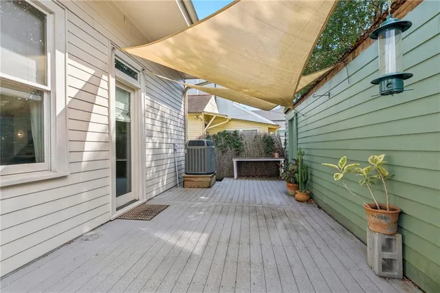 $425,000 | 415 Vallette Street, New Orleans, LA 70114