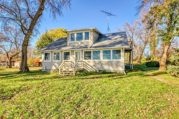 $560,000 | 41566 Dawn Road, Pelican Rapids, MN 56572