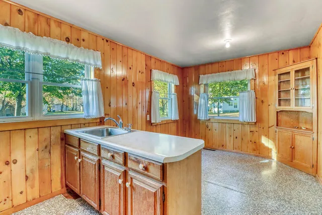 $595,000 | 41566 Dawn Road, Pelican Rapids, MN 56572