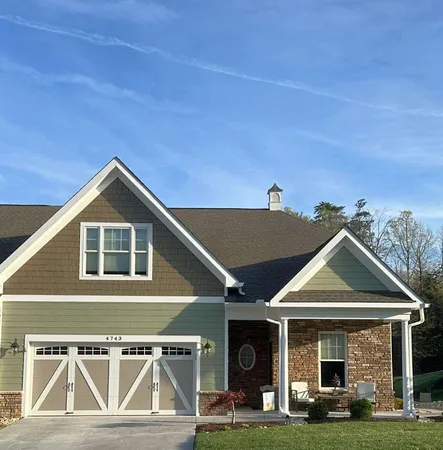 $729,000 | 4743 Leigh Lane, Roanoke, VA 24018