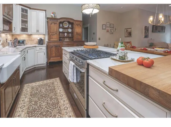 $729,000 | 4743 Leigh Lane, Roanoke, VA 24018