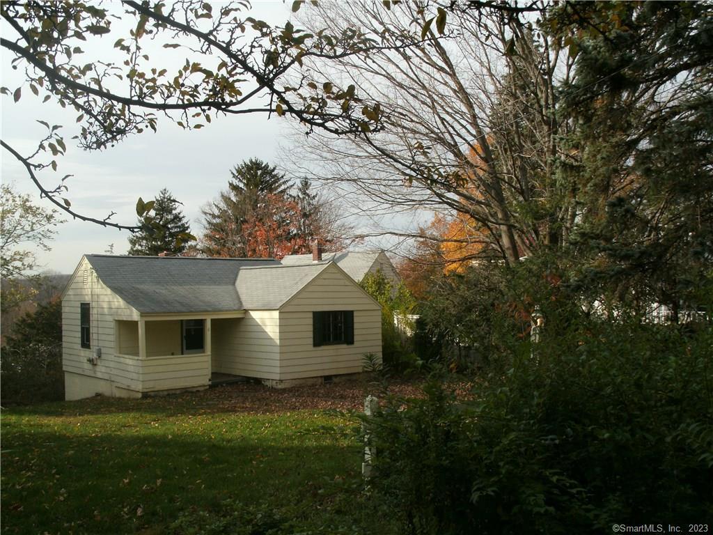 6 Prout Hill Road Middletown, CT 06457 - Photo 1 of 1