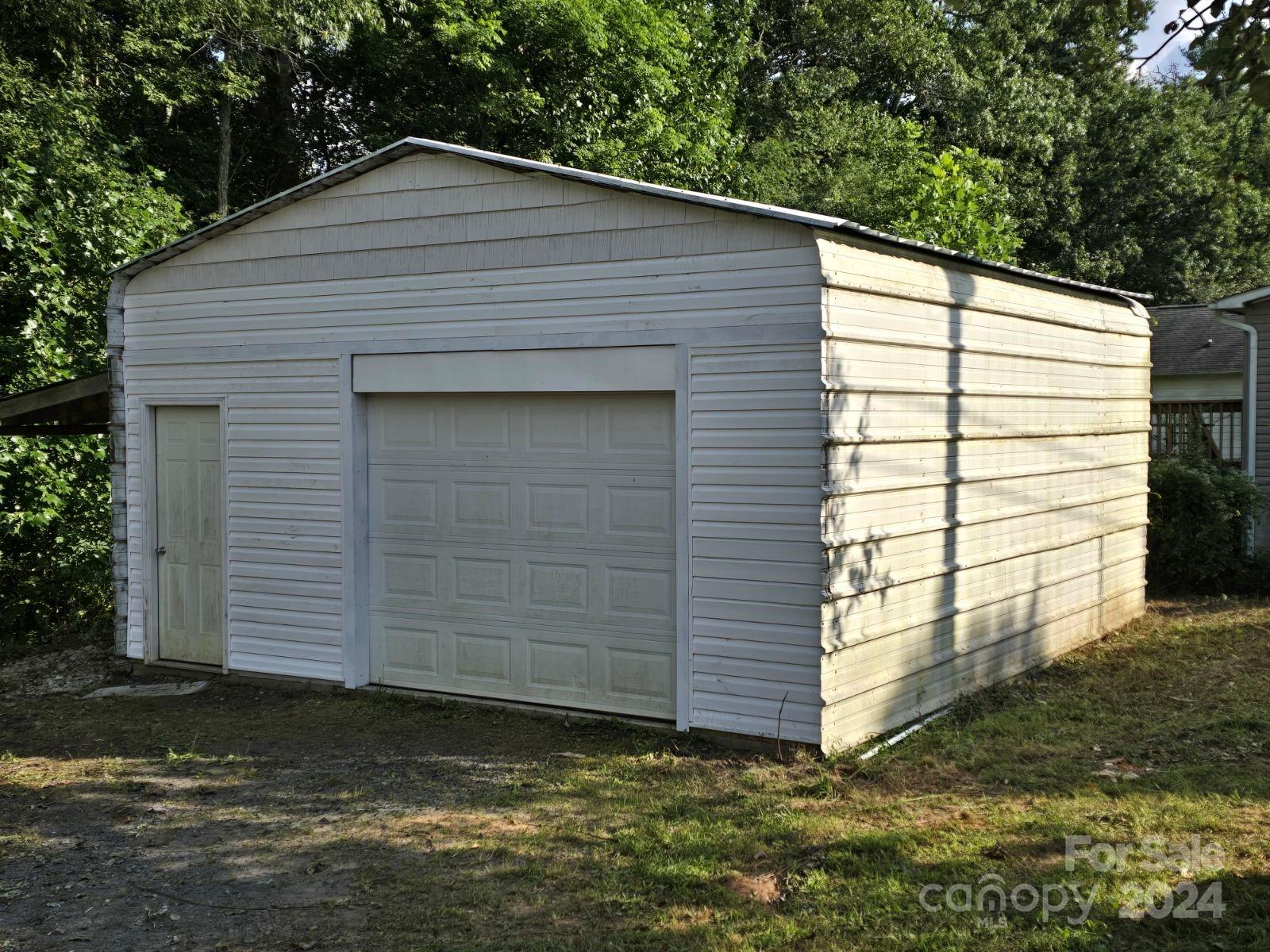 149 Phillips Road Spruce Pine, NC 28777 - Photo 35 of 37 Gallery Image 35