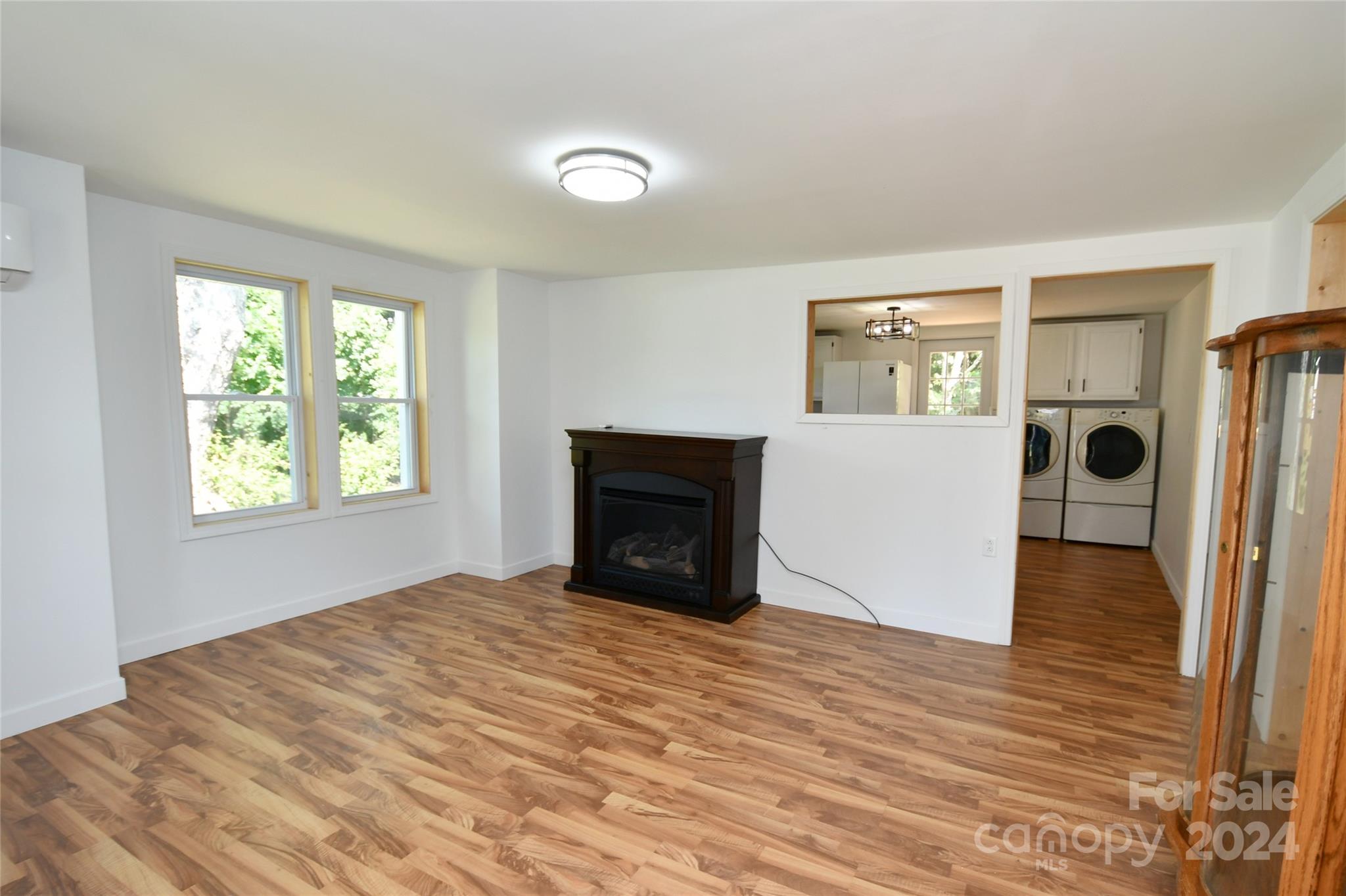 149 Phillips Road Spruce Pine, NC 28777 - Photo 5 of 37 Gallery Image 5