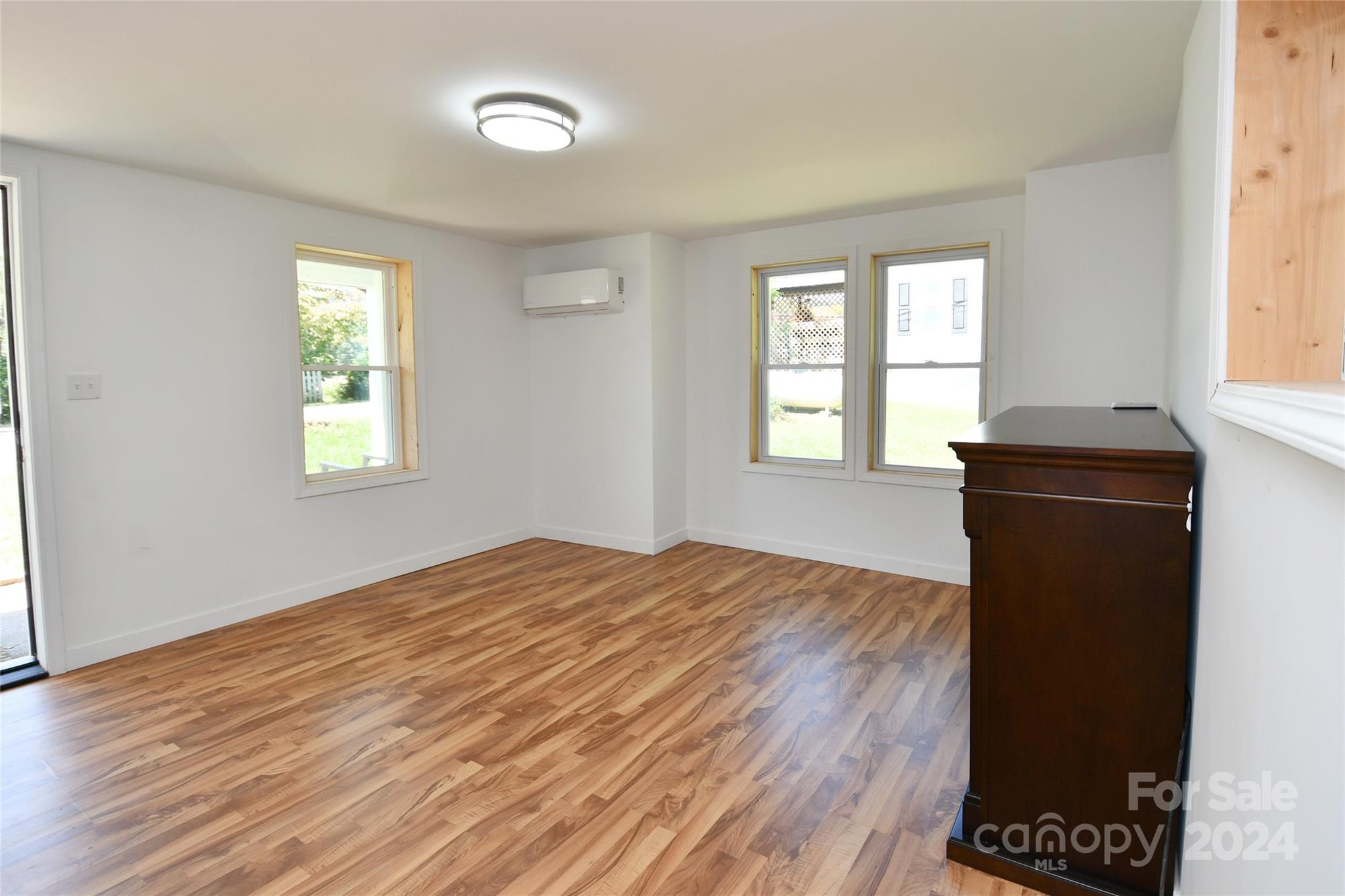 149 Phillips Road Spruce Pine, NC 28777 - Photo 8 of 37 Gallery Image 8