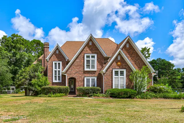 $1,365,000 | 450 Berry Lane Southwest, Supply, NC 28462