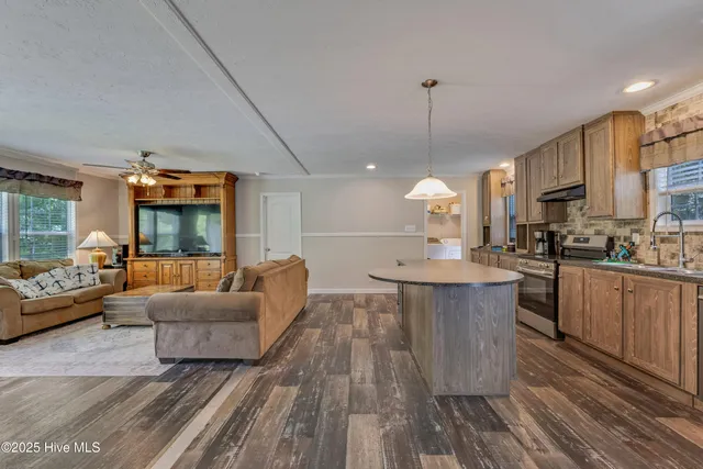 $1,365,000 | 450 Berry Lane Southwest, Supply, NC 28462