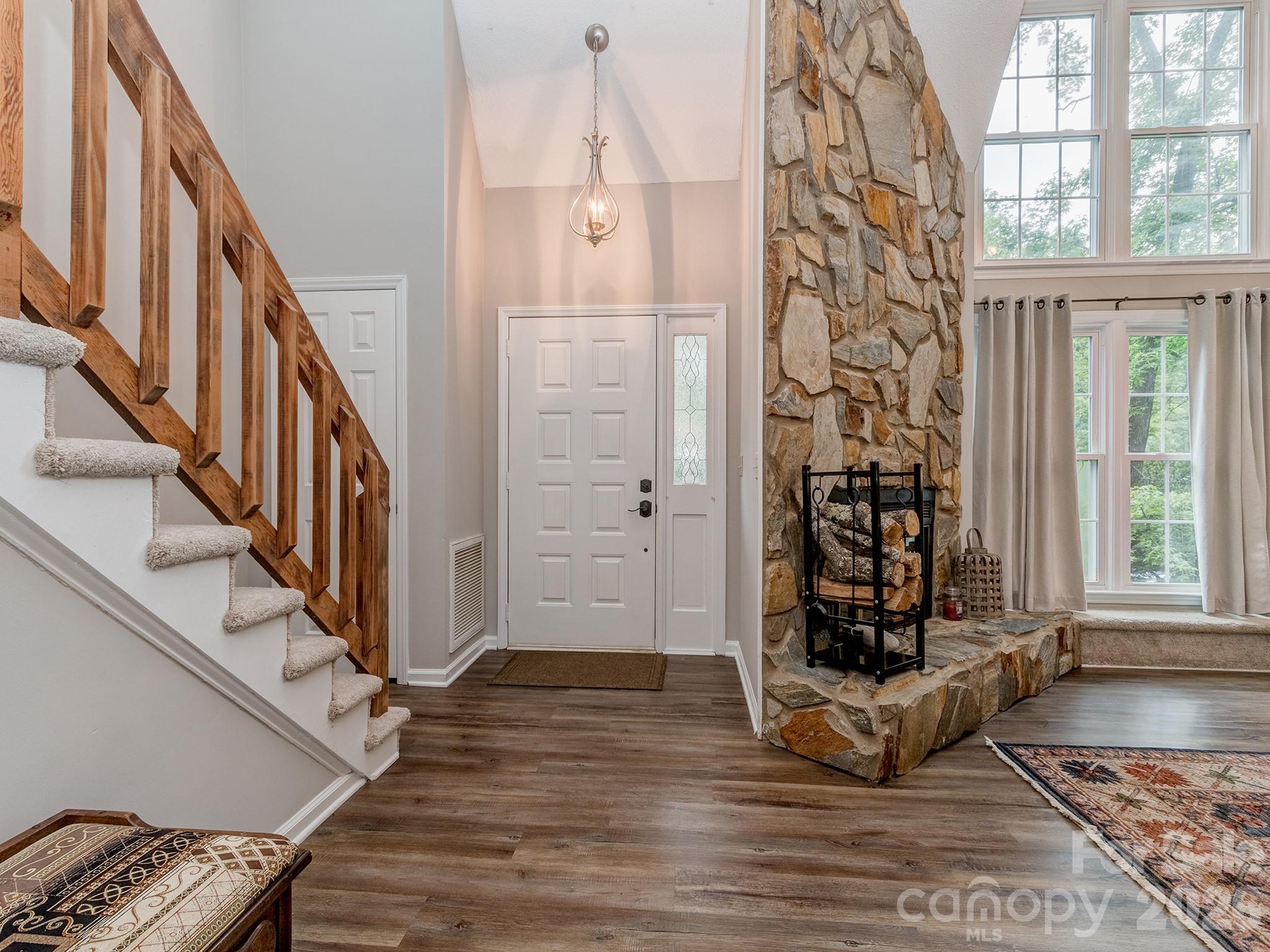 27043 Tidal Way Fort Mill, SC 29708 - Photo 4 of 32