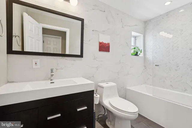 $924,900 | 51 P Street Northwest, Washington, DC 20001