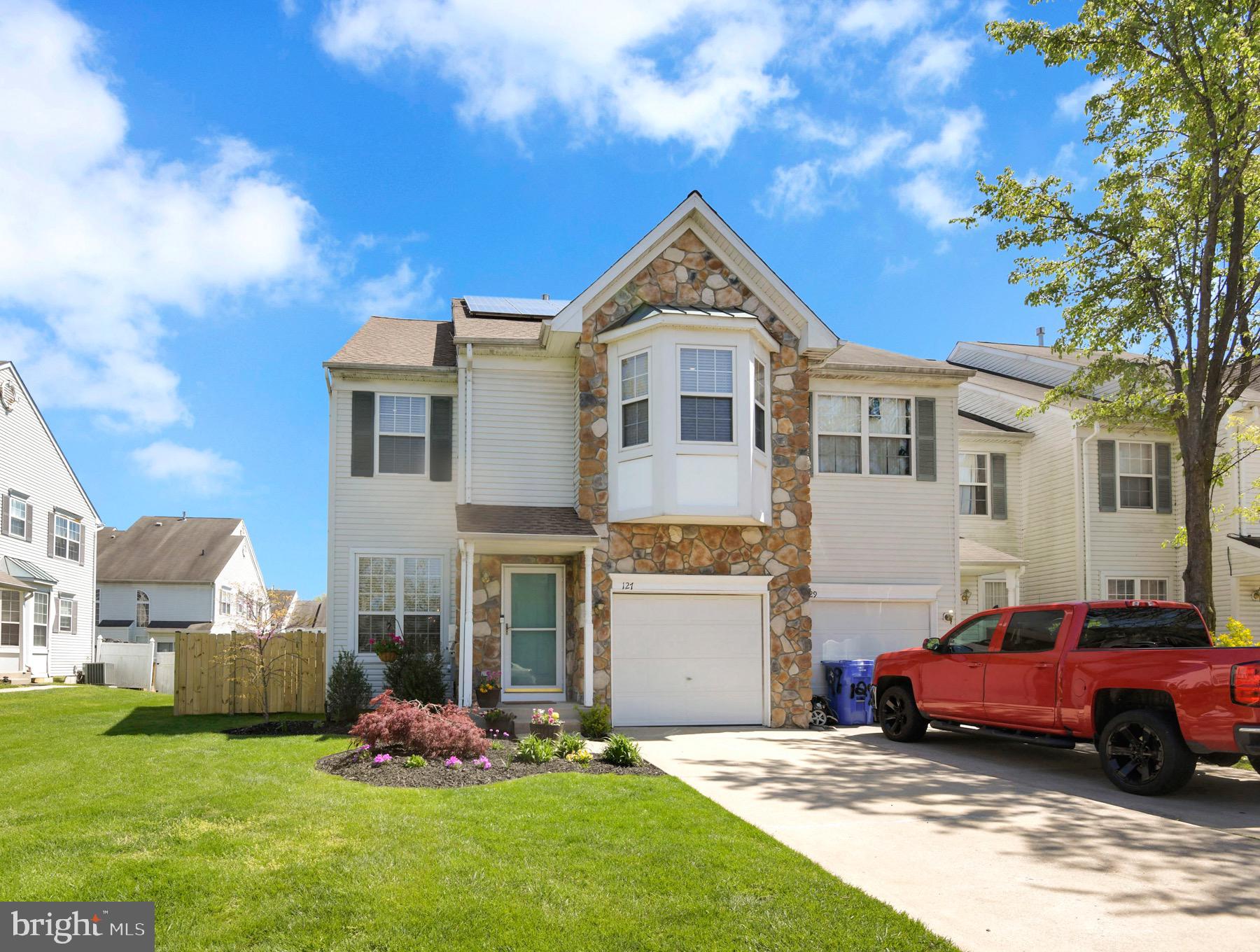 127 Threadleaf Terrace Burlington, NJ 08016 - Photo 2 of 29