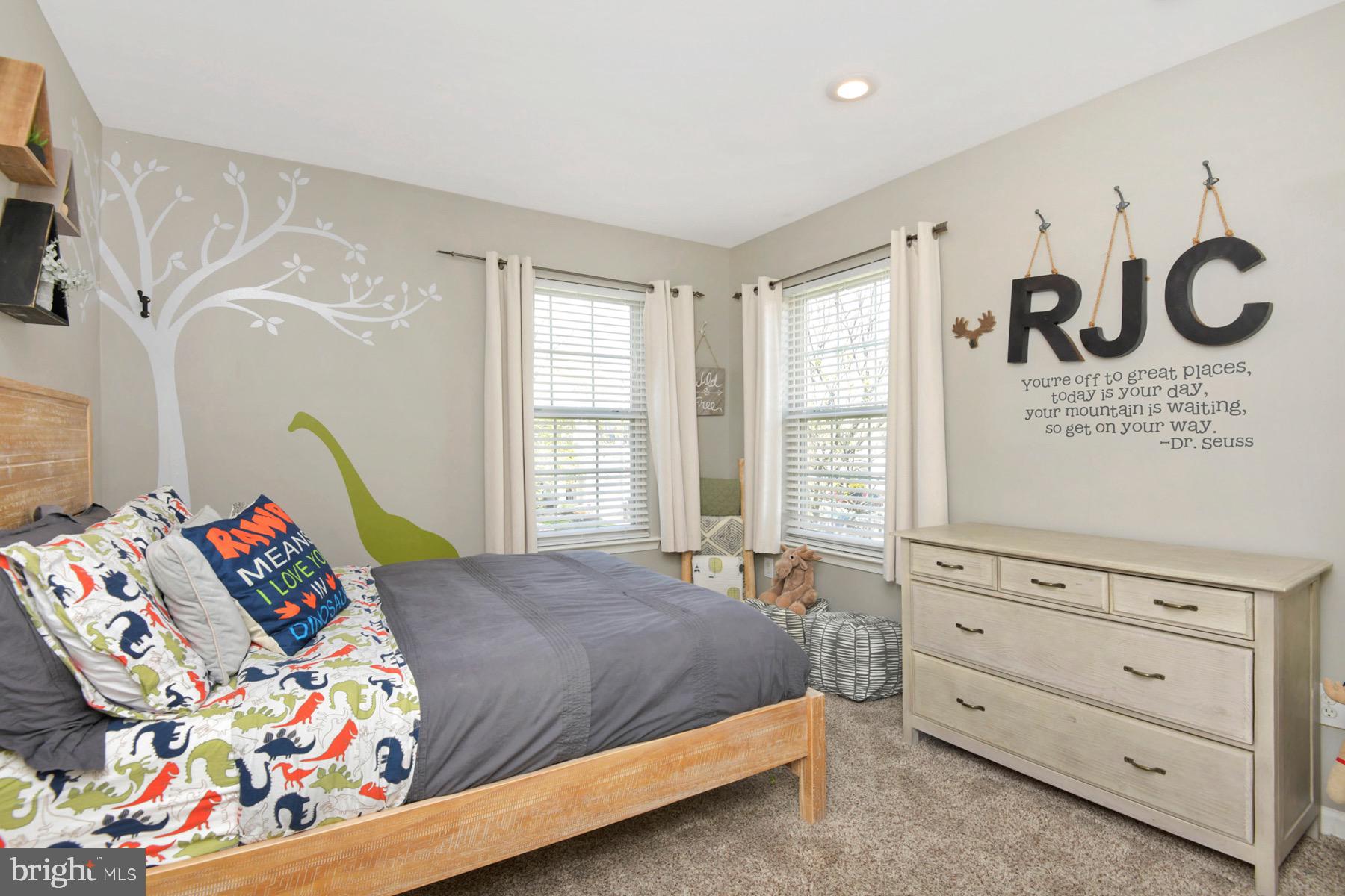 127 Threadleaf Terrace Burlington, NJ 08016 - Photo 23 of 29 Bedroom 2