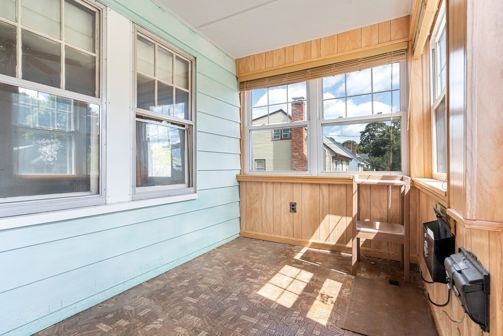 27 Beloit Road Dedham, MA 02026 - Photo 3 of 26 Gallery Image 3