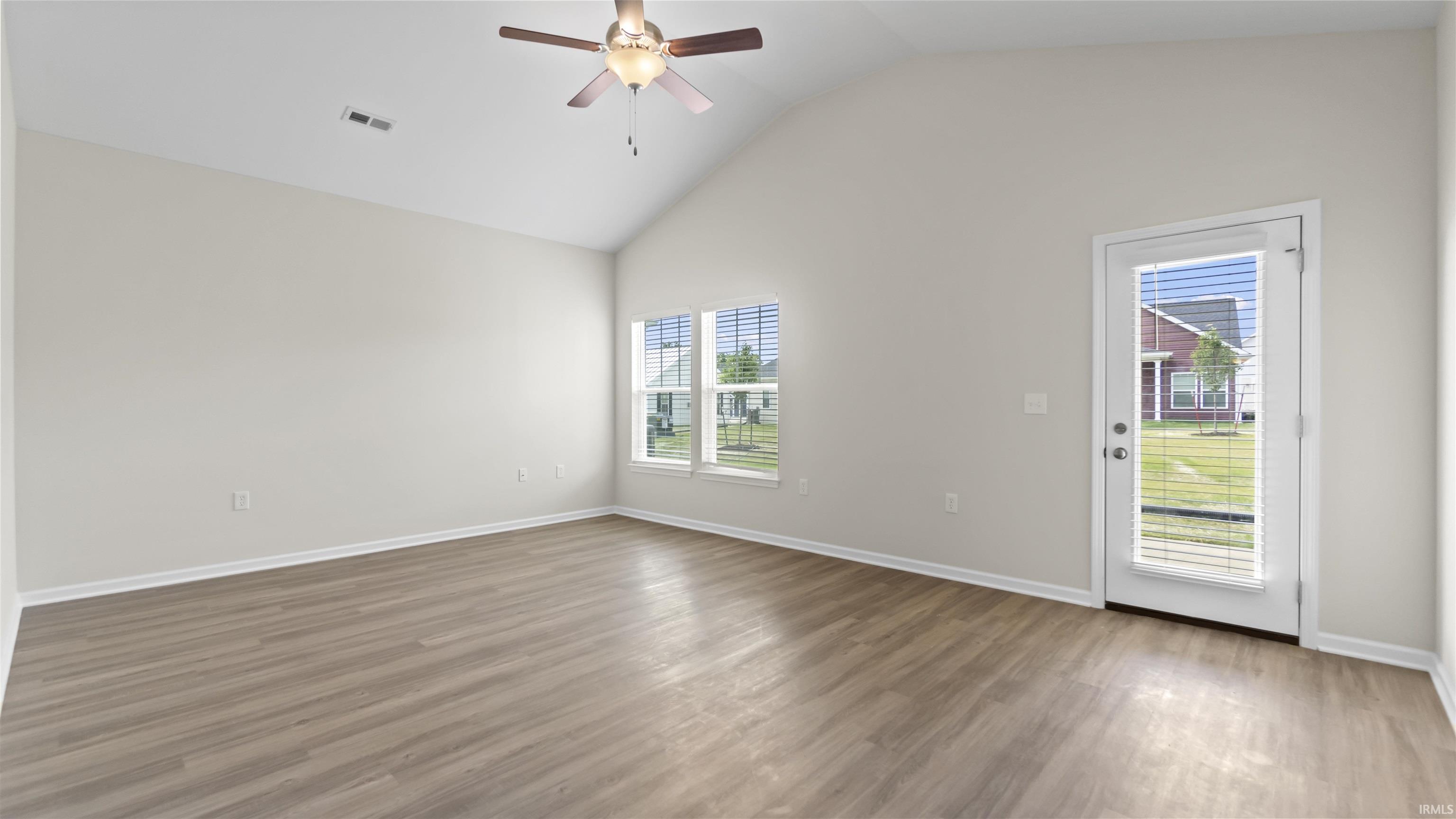 10276 Pokagon Loop Fort Wayne, IN 46818 - Photo 5 of 20