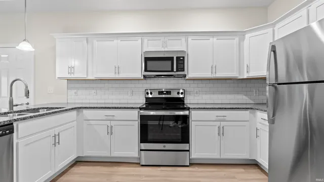 $2,074 | 10276 Pokagon Loop, Fort Wayne, IN 46818