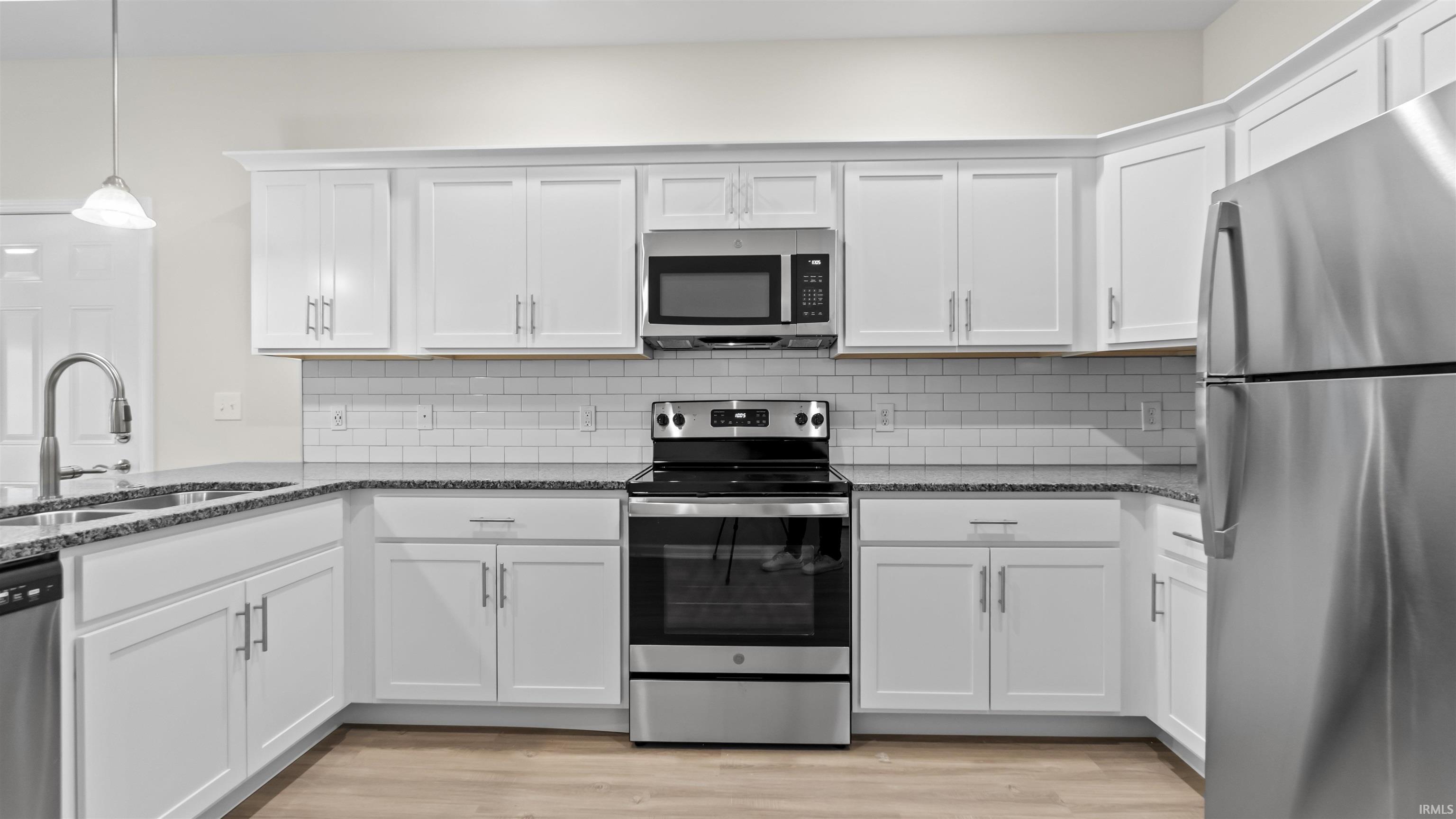 10276 Pokagon Loop Fort Wayne, IN 46818 - Photo 7 of 20